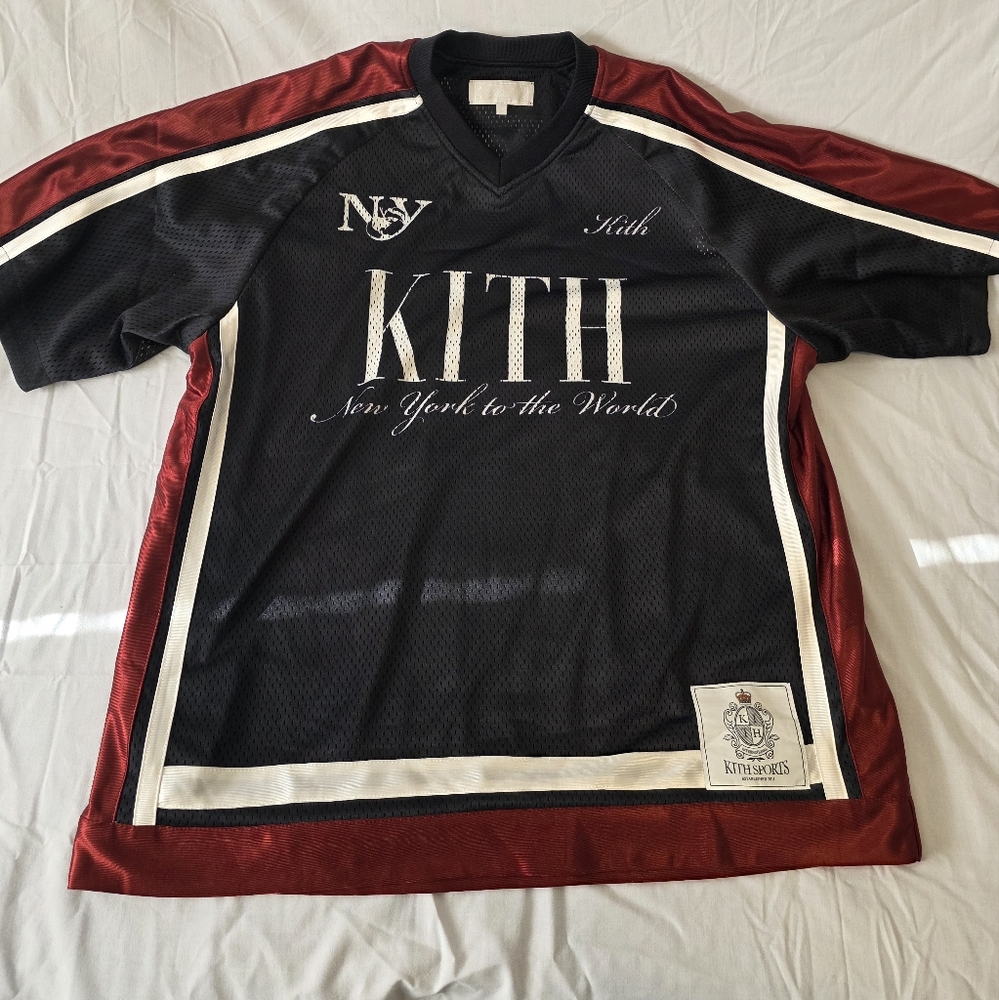 Kith Black and Burgundy Jersey Mens Medium